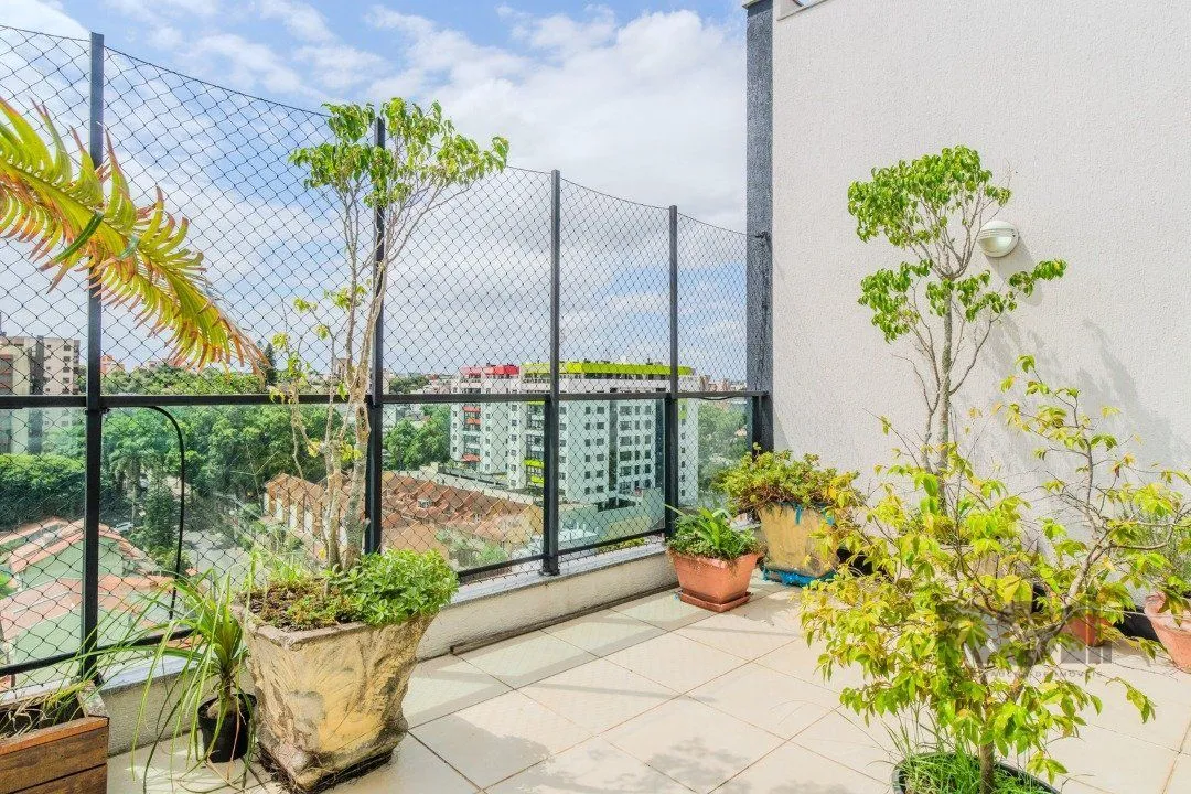 Imagem Cobertura Horizontal, 3 quartos, 1 suite, piscina, condominio com infra, 2 vagas - Bairro Tristeza