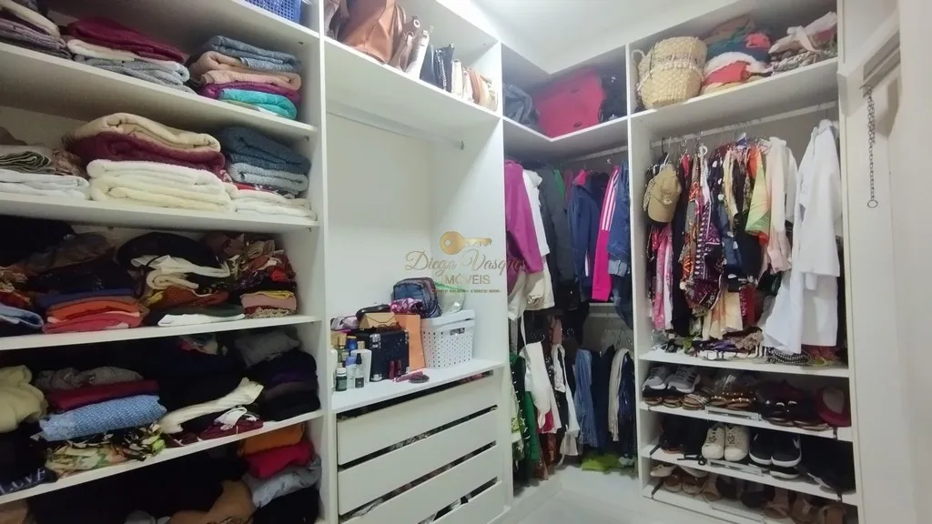 Imagem Apartamento para Venda em Teresópolis / RJ no bairro Agriões