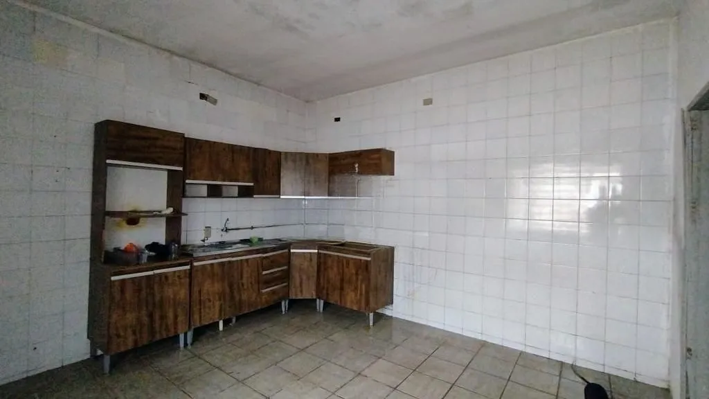 Imagem Casa de 2 dormitórios à venda no Bairro Chapéu do Sol - Porto Alegre