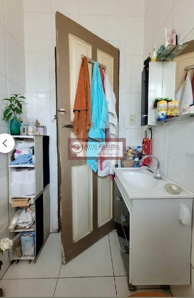 Imagem Vendo grande oportunidade na vila Brasiliana, região próximo ao Zoologico, casa térrea com área de 140m2, imóvel com 2 Dormitorios, 1 vaga de garagem. Valor de oportunidade imperdível, R$. 430k. Confira!!.