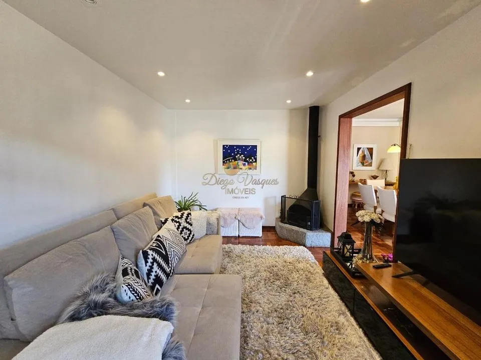 Imagem Casa em Condomínio para Venda em Teresópolis / RJ no bairro Bom Retiro