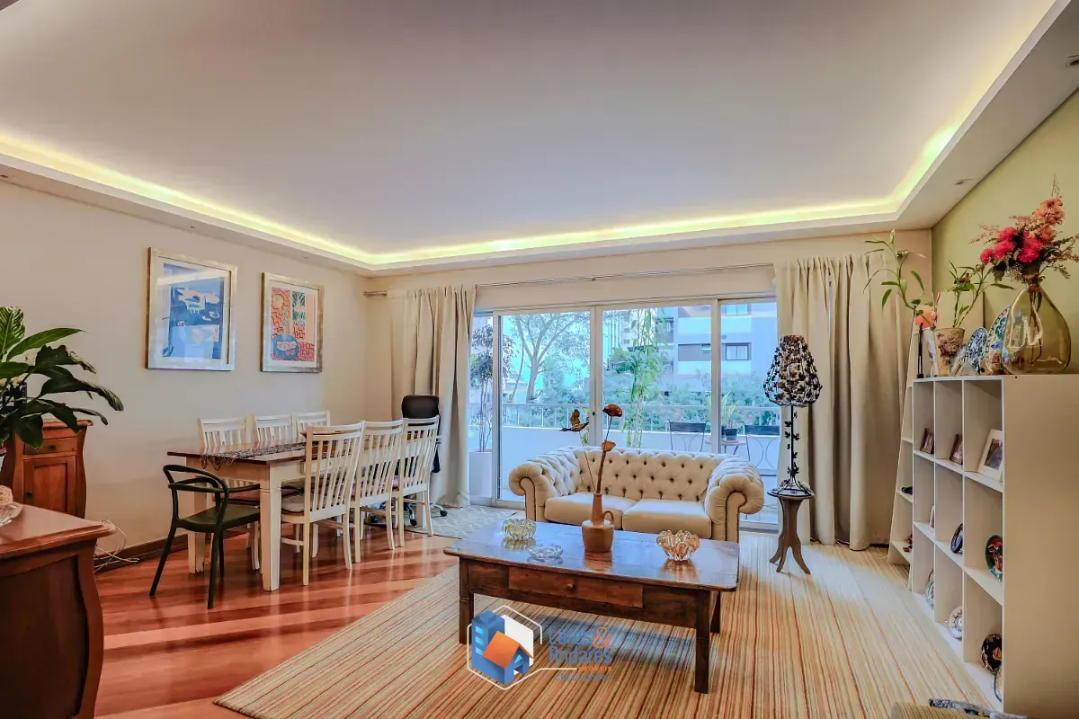 Imagem Apartamento para venda em Pinheiros com 3 quartos, sendo 1 suíte, 122m²