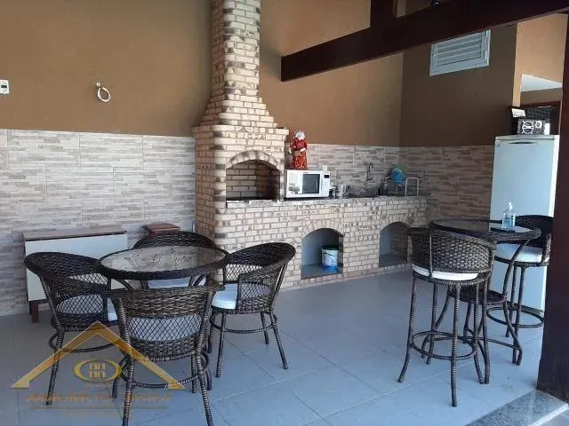 Imagem Flat para Venda em São Pedro da Aldeia / RJ no bairro Balneário São Pedro
