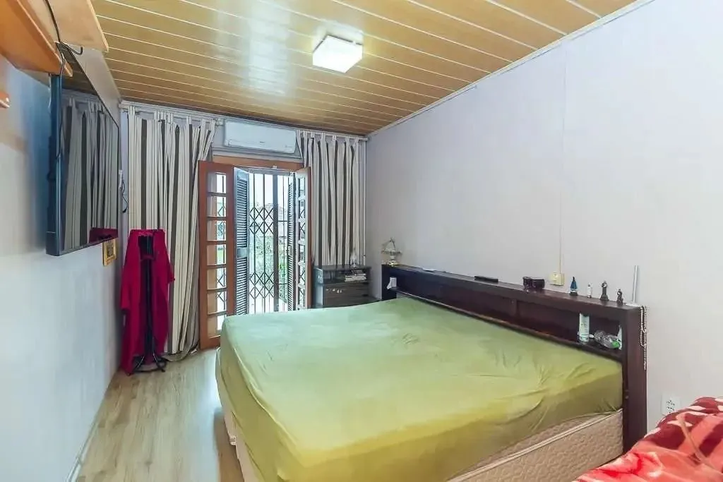 Imagem Casa 3 dormitórios 1.000,000 / Auxiliadora