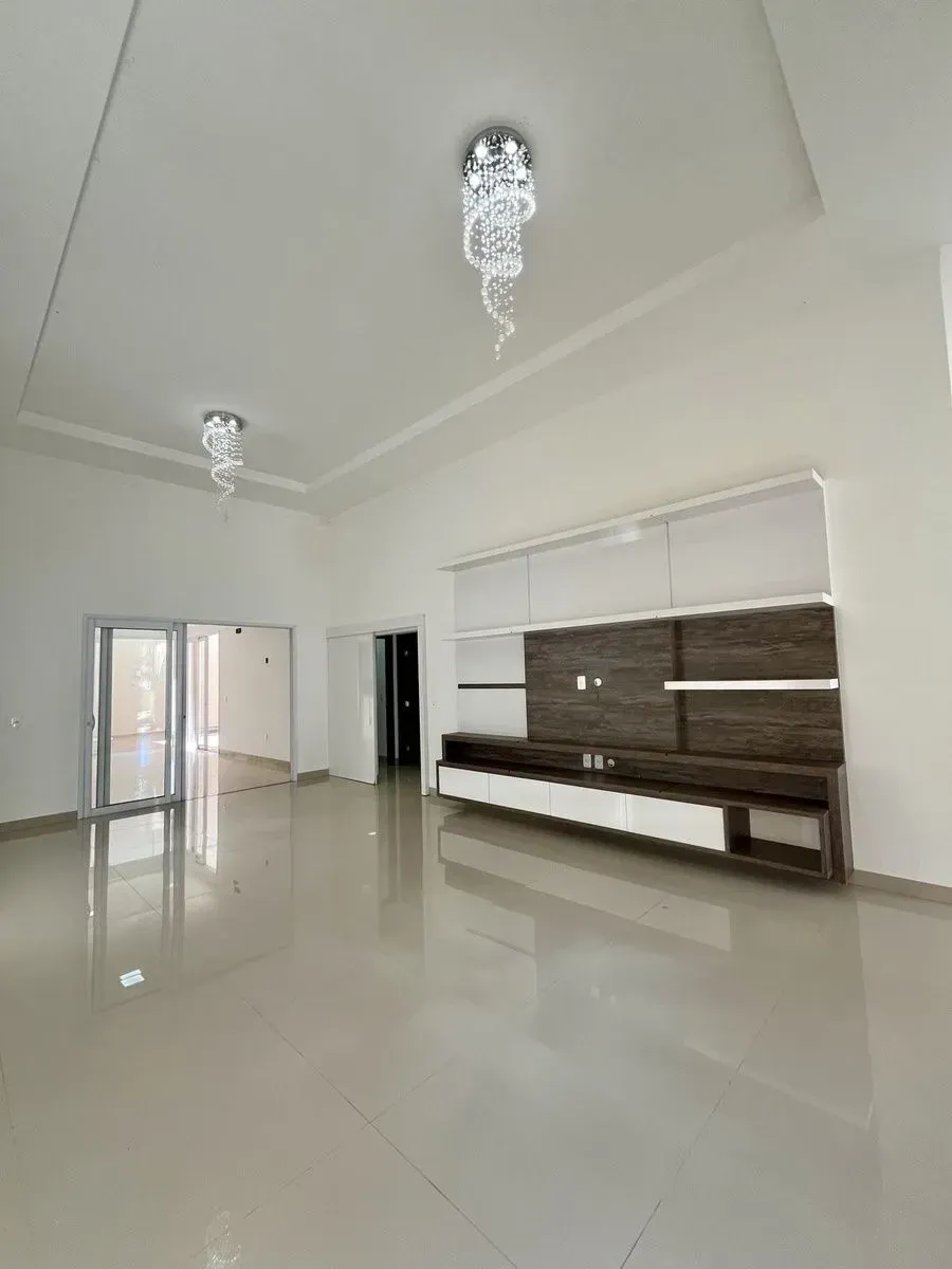 Imagem Casa com 3 Quartos à Venda, 220 m² em Setor Morada do Sol - Rio Verde