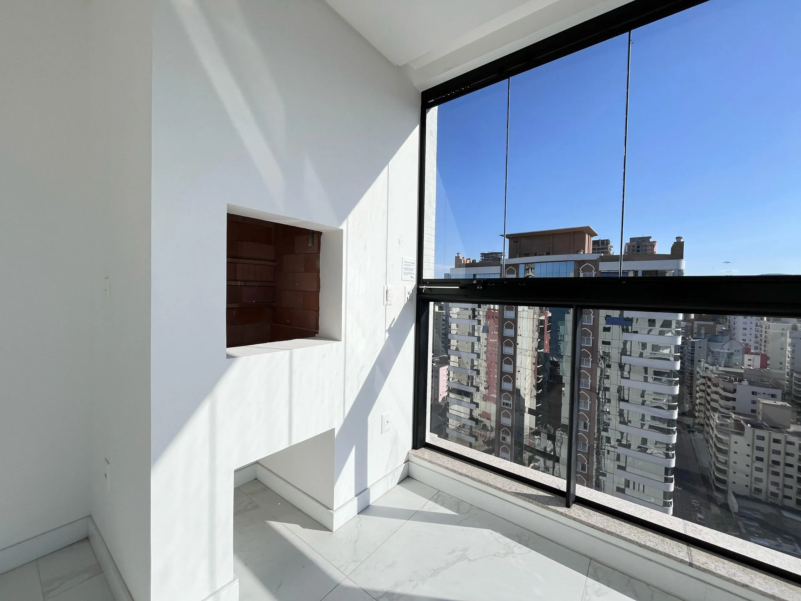 Imagem Apartamento com vista para o mar à venda com 153m2 por R$ 3.725.000,00