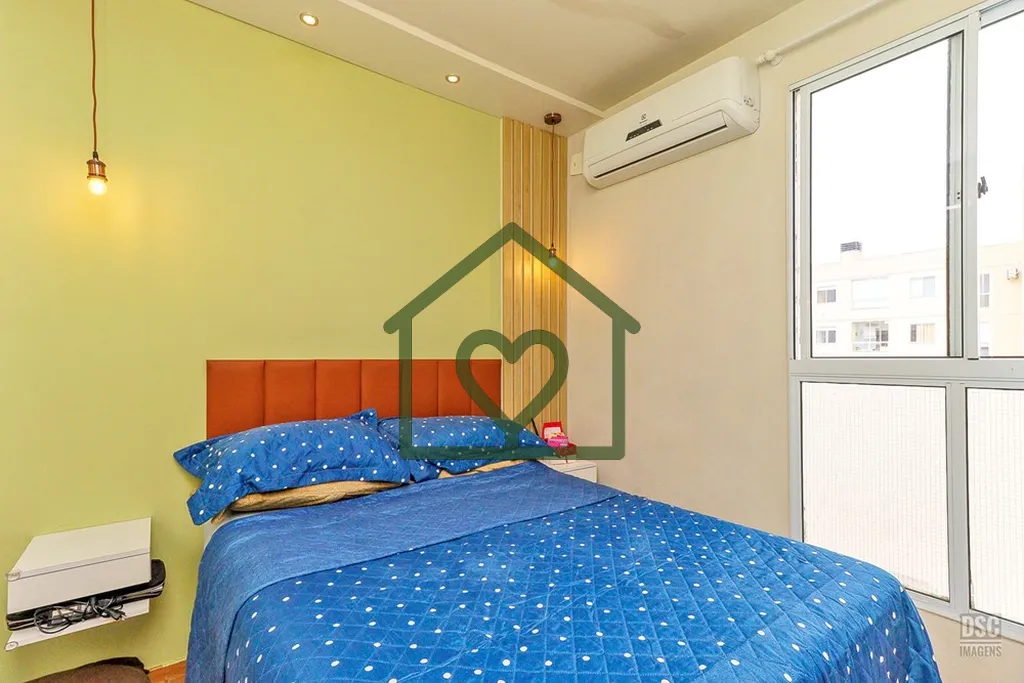 Imagem Descubra o seu novo lar em Porto Alegre com este incrível apartamento à venda localizado no bairro...
