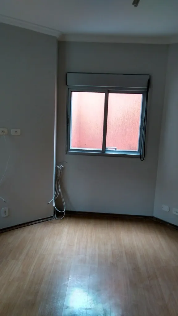 Imagem Sobrado para locação no Jardim Anália Franco, São Paulo-SP: 3 quartos, 3 suítes, 4 banheiros, 2 vagas, 160m².