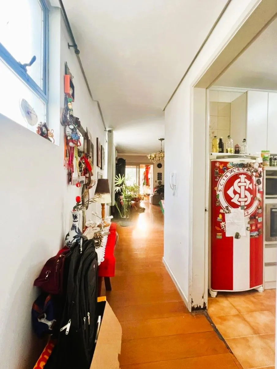 Imagem OPORTUNIDADE ÚNICA NO BOM FIM: APARTAMENTO 2 DORMITÓRIOS COM VAGA E ELEVADOR