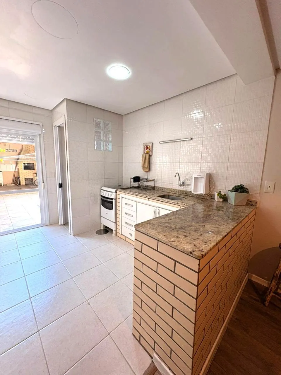 Imagem Casa sobrado de 3 dormitórios e 2 vagas