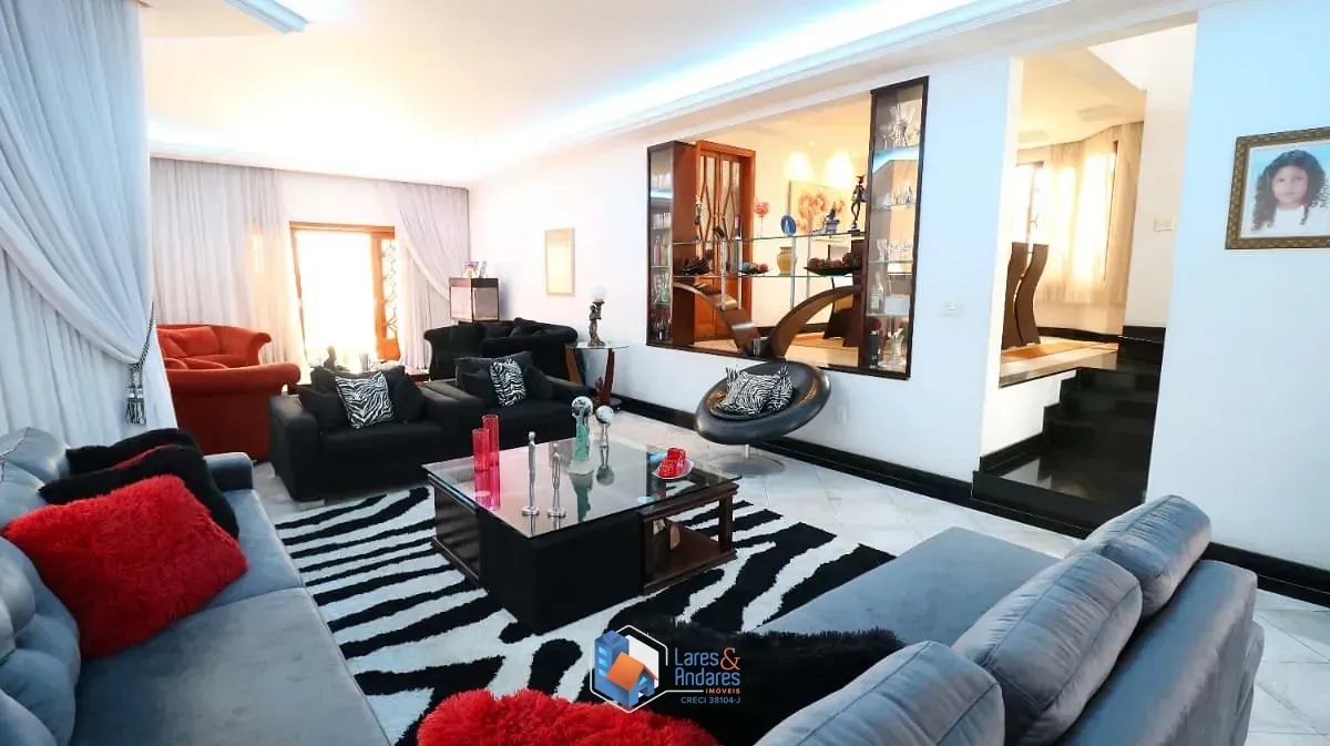 Imagem Casa no condomínio Condomínio Residencial Chácara Francesa para venda com 5 quartos, sendo 4 suítes, 444m²