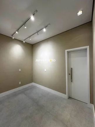 Imagem Casa de condomínio à venda, no Villa Piemonte, , Parque Universitário, com 3 quartos, 216m2