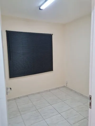 Imagem Ótimo estabelecimento comercial, já preparado para receber o seu consultório!