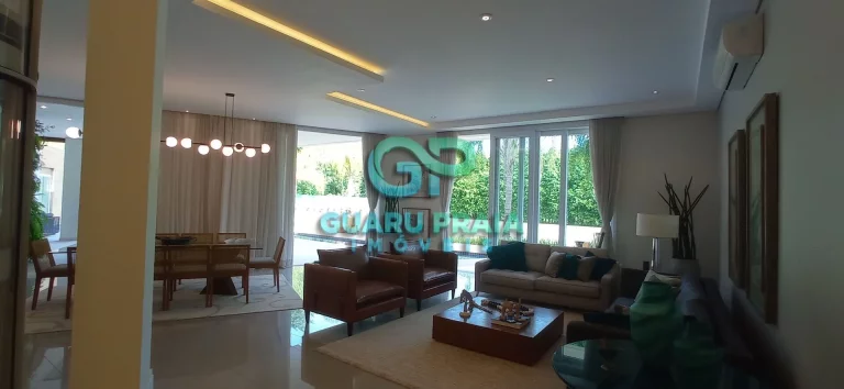 Imagem Casa de Altíssimo padrão em condomínio fechado