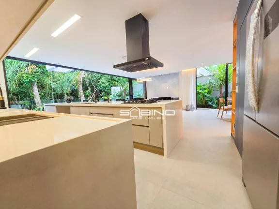 Imagem Belíssima casa à venda com 6 Dormitórios 5 Suítes 647 m² de área útil - Riviera de São Lourenço - Bertioga SP