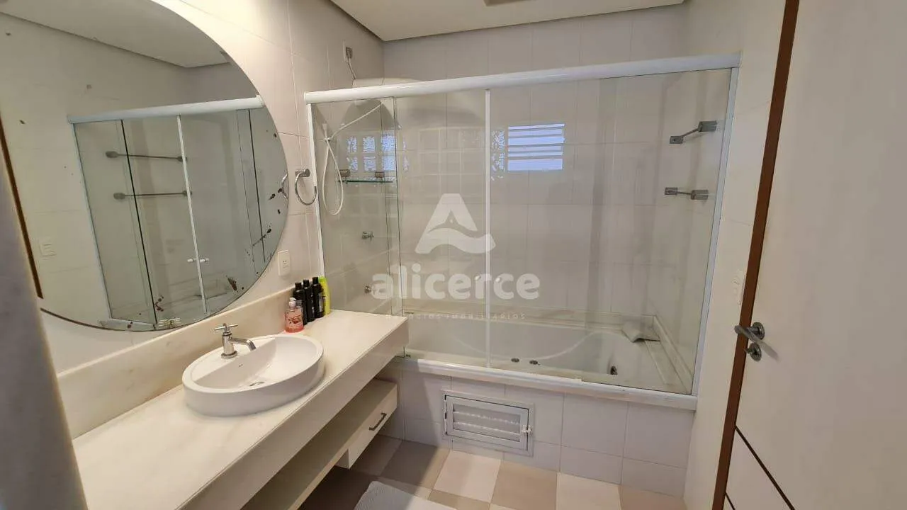 Imagem Cobertura à venda com 3 quartos 1 suíte, 173m² em Centro Florianópolis