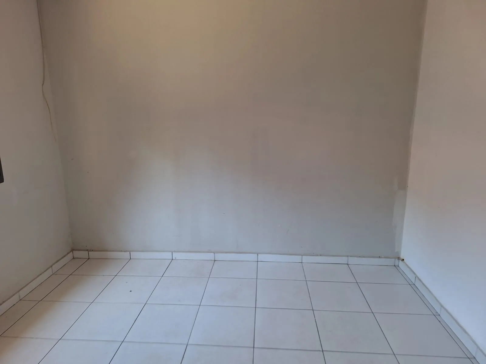 Imagem Casa à Venda no Jardim Novo Eldorado | 300 m² de Terreno | 2 Quartos e Galpão