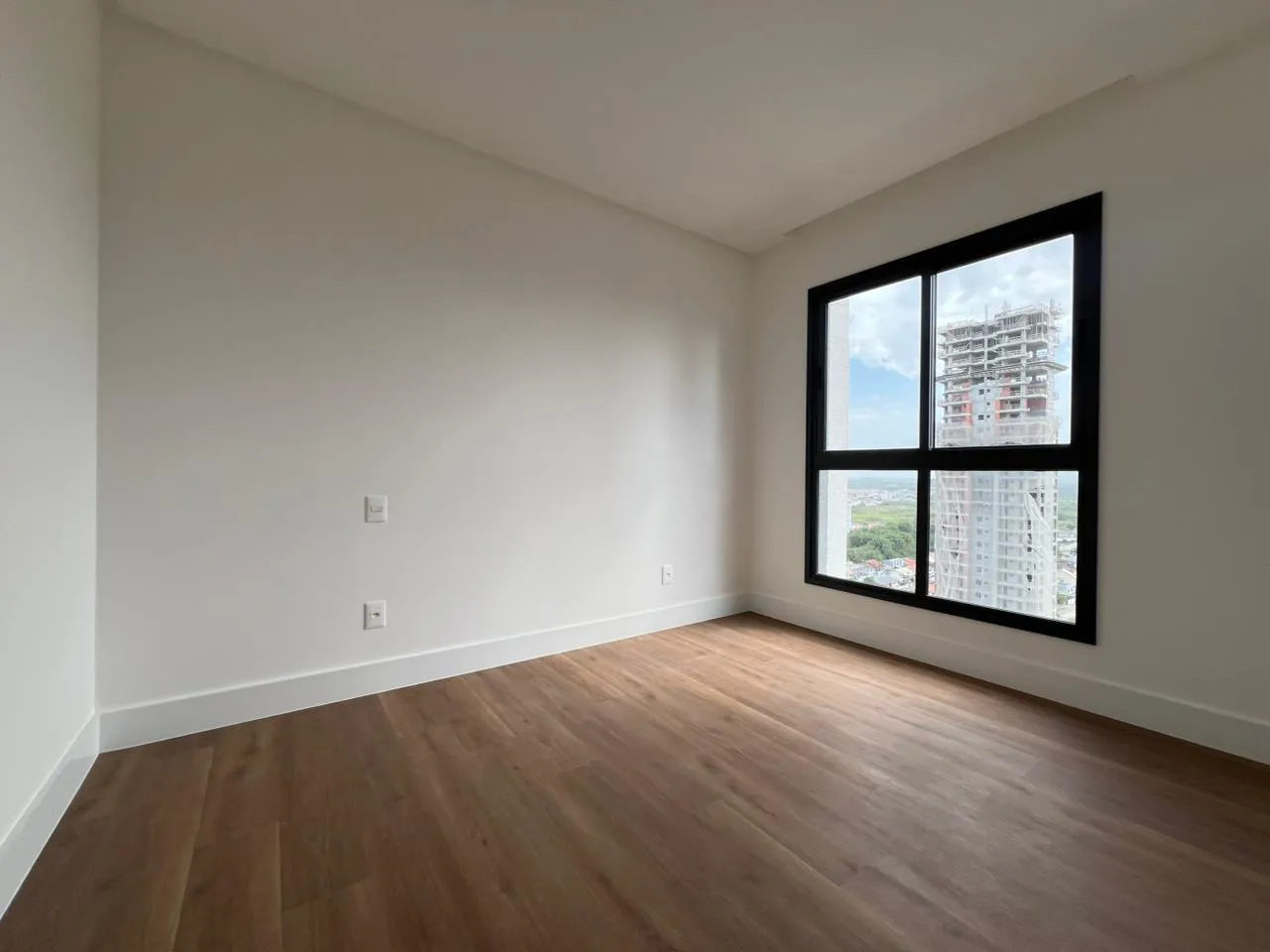 Imagem Apartamento à venda com 123.43m2 por R$ 2.790.000,00