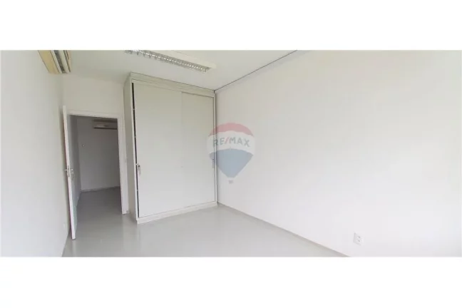 Imagem Sala Comercial 32,32m² com 1 vaga no Itaim Bibi