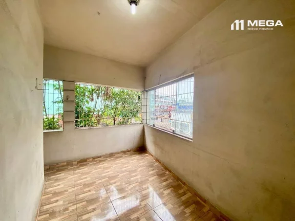 Imagem VENDA - CASA em área comercial com 2 LOJAS e 3 dormitórios à venda, 200 m² por R$ 700.000 - Santana - Cariacica/ES