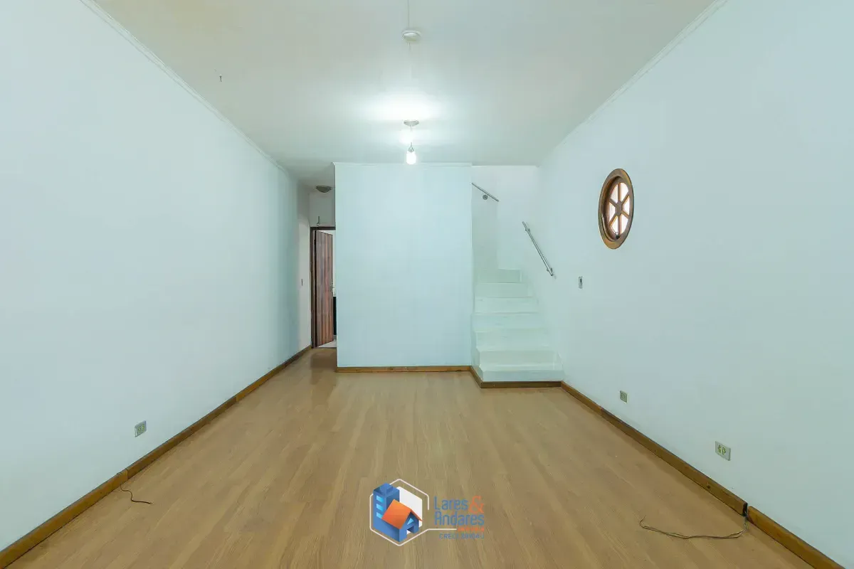 Imagem Casa para venda em Jardim Rosa Maria com 3 quartos, 130m²