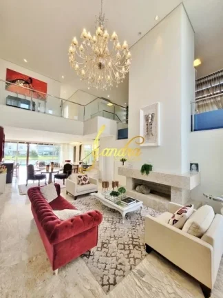 Imagem Casa condomínio com 05 suites e piscina aquecida