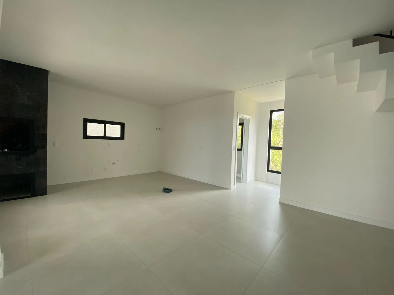 Imagem Casa com vista para o mar à venda com 200m2 por R$ 4.200.000,00