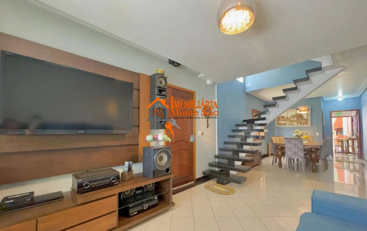 Imagem Sobrado com 4 dormitórios à venda, 167 m² por R$ 869.000,00 - Jardim Vila Galvão - Guarulhos/SP