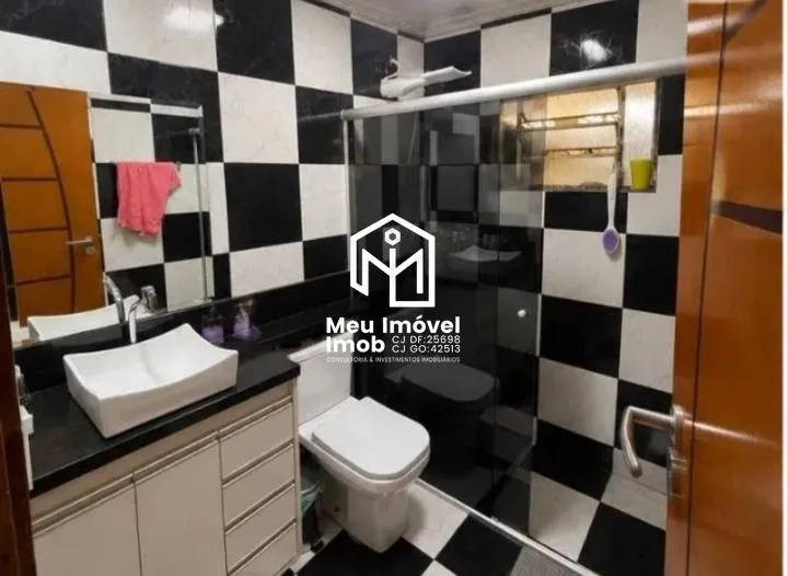 Imagem Casa 3 Quartos 4 Vagas 223m² Samambaia/DF