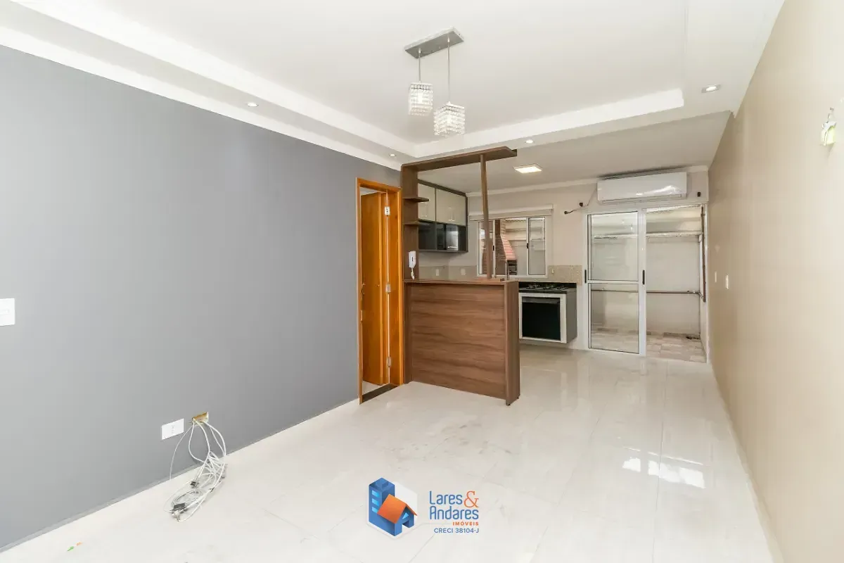 Imagem Casa no condomínio Residencial Erika para venda com 3 quartos, sendo 2 suítes, 100m²