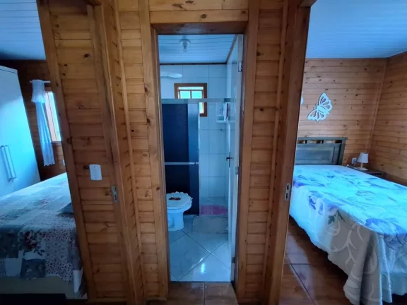 Imagem Lindo Chalé em Condomínio Fechado, Terreno com 457m², Morro Grande, Viamão.