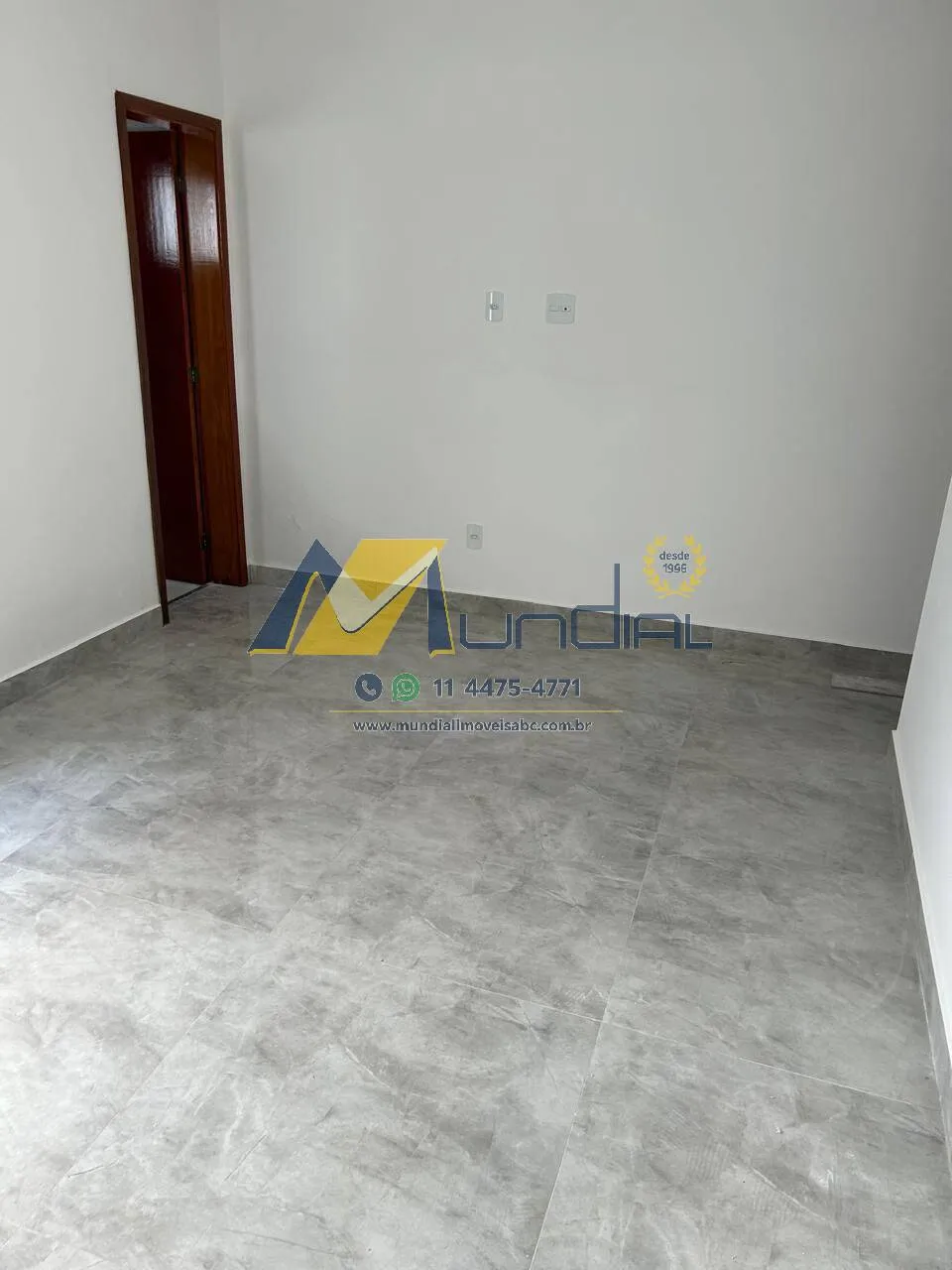 Imagem Excelente Casa Térrea à Venda na Rua Vilna, Vila Francisco Matarazzo