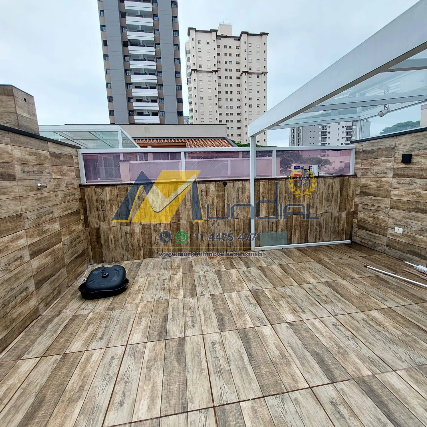 Imagem Cobertura sem Condomínio à Venda no Campestre com 3 Dormitórios