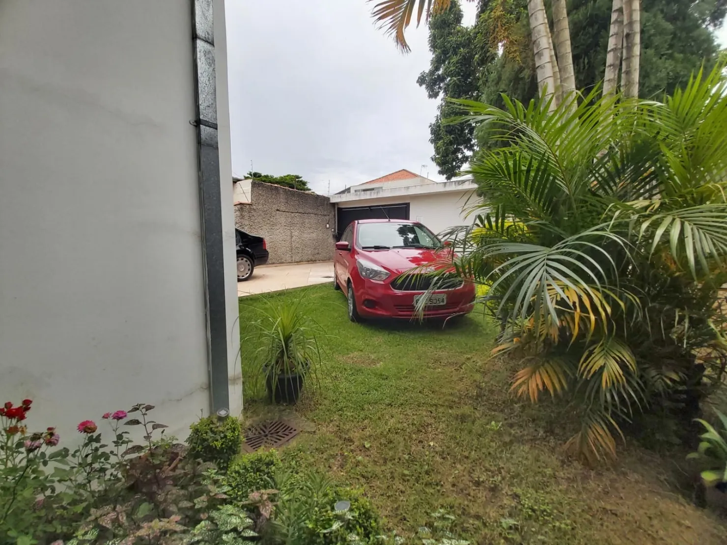 Imagem Casa à venda 2 Quartos, 6 Vagas, 300M², Vila Bela, Taubaté - SP