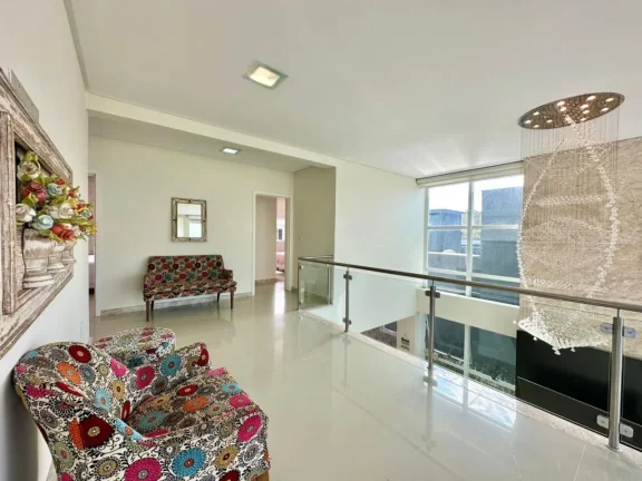Imagem Casa em Condominio 5 Dormitórios - Bairro --