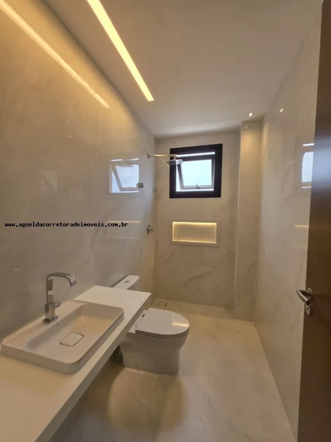 Imagem Casa em Condomínio para Venda em Parnamirim, Pium (Distrito Litoral), 5 dormitórios, 5 suítes, 6 banheiros, 4 vagas