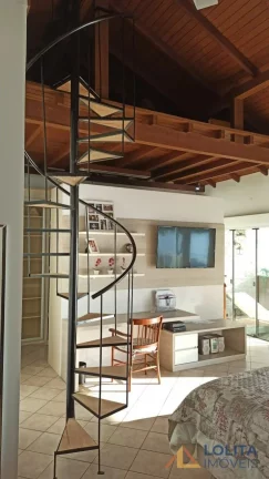 Imagem Casa à venda no Ingleses, de frente para o mar, Florianópolis/SC