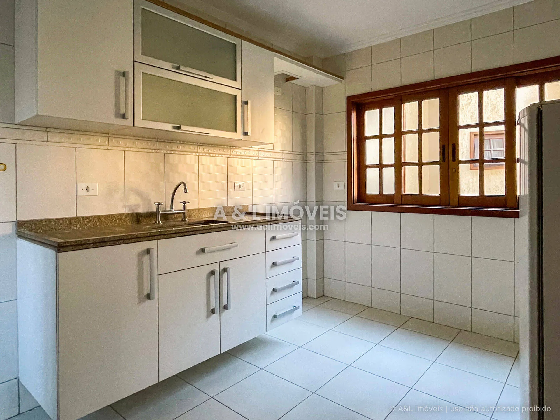 Imagem Casa 5 Dorms (4 Suítes) | Vila Inglesa, Campos do Jordão | Calefação