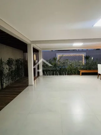 Imagem Sobrado Averbado no Iririú com 347m²