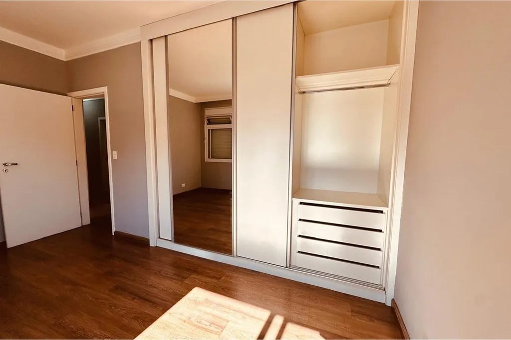 Imagem Apartamento à venda em São Paulo, Vila Mariana, com 3 quartos, 176m2