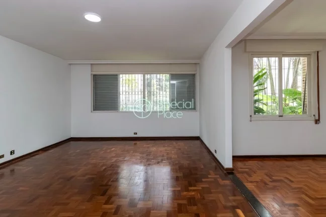 Imagem Esse apartamento é aquele imóvel que podemos chamar de "tela em branco", pois será vendido sem re...