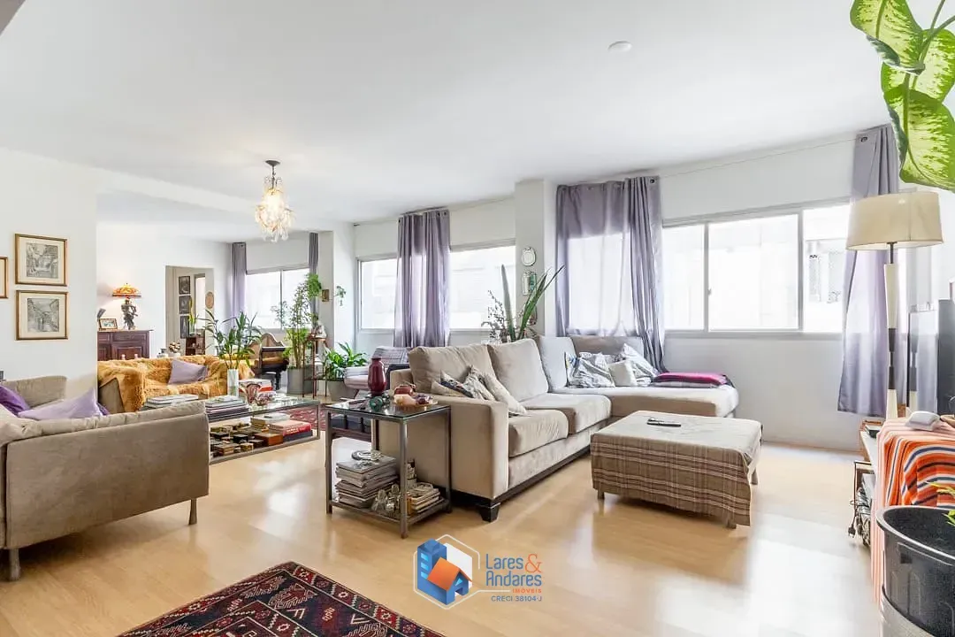 Foto do imóvel Apartamento para venda em Pinheiros com 4 quartos, sendo 2 suítes, 224m² em Rua Oscar Freire