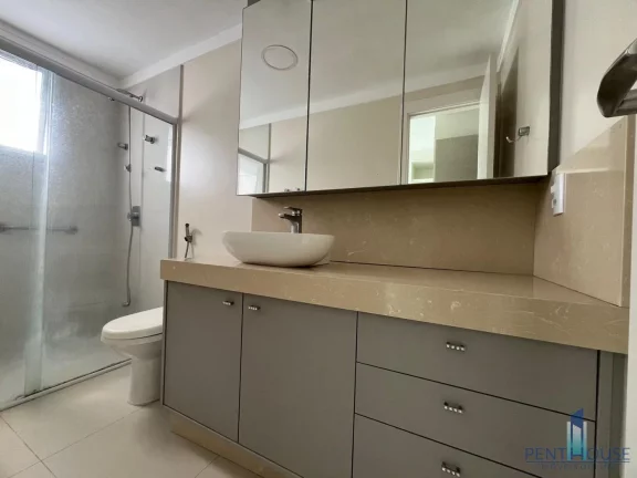 Imagem Apartamento Zona Central para Venda em Balneário Camboriú, CENTRO, 4 dormitórios, 4 suítes, 5 banheiros, 3 vagas