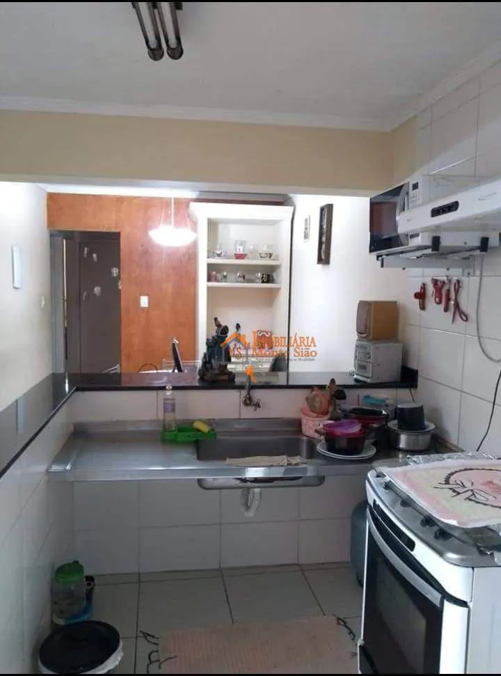Imagem Sobrado com 3 dormitórios à venda, 140 m² por R$ 570.000,00 - Jardim São Roberto - Guarulhos/SP