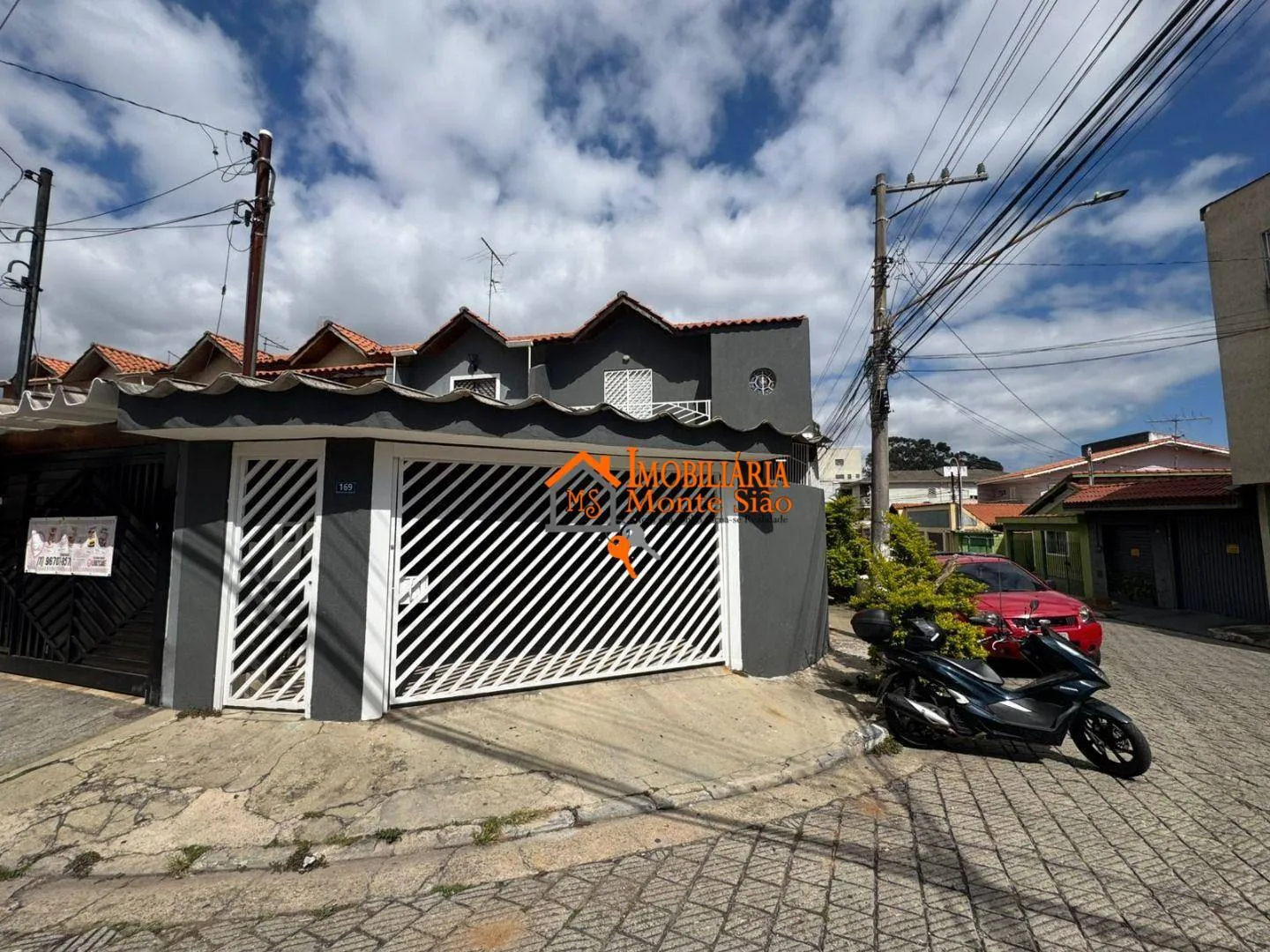 Imagem Sobrado com 2 dormitórios à venda, 250 m² por R$ 690.000,00 - Gopoúva - Guarulhos/SP