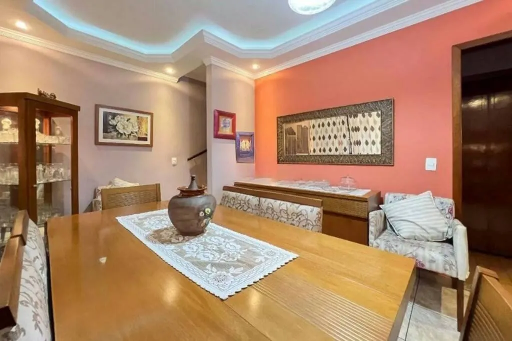 Imagem Casa Alto da Lapa - 163M², 3 Dorms, 1 Suíte, 6 Vagas, Churrasqueira.