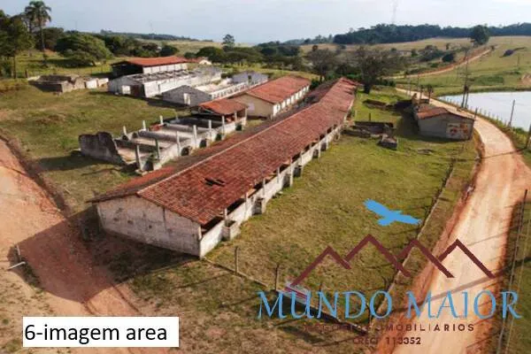 Imagem Sítio a 2km da Rodovia em Itu - Ideal para Moradia ou Atividades Comerciais