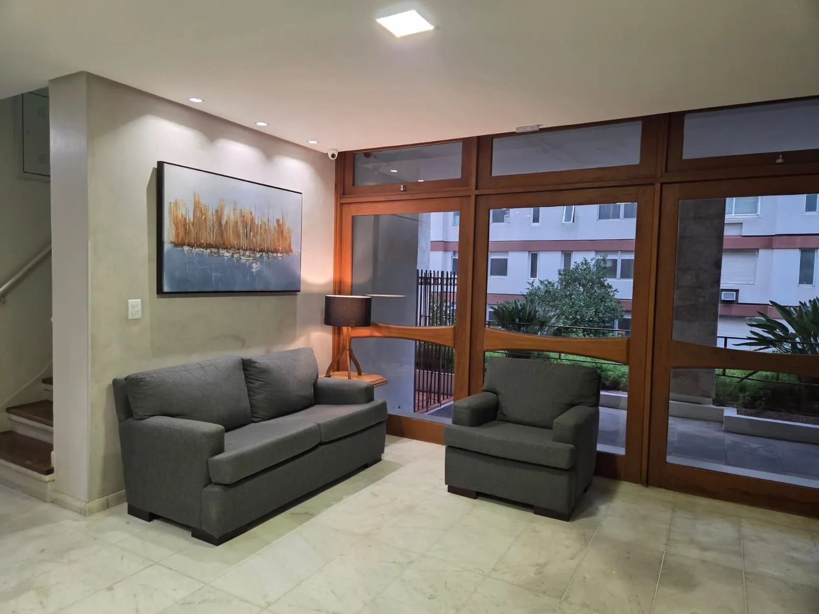 Imagem Vende-se belo apartamento a 2 quadras do Parcão, 3 dormitorios, suíte , 1 box - 114m² -