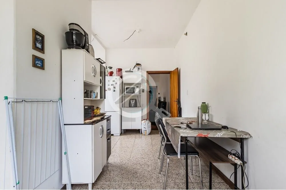 Imagem Descubra o apartamento dos seus sonhos em uma localização privilegiada no bairro Petrópolis, na A...