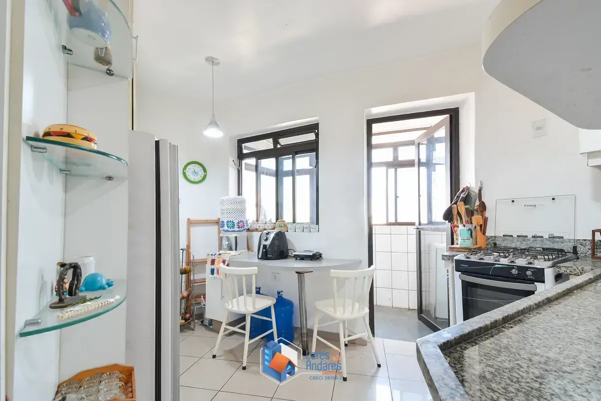 Imagem Cobertura para venda em Mirandópolis com 2 quartos, sendo 2 suítes, 152m²
